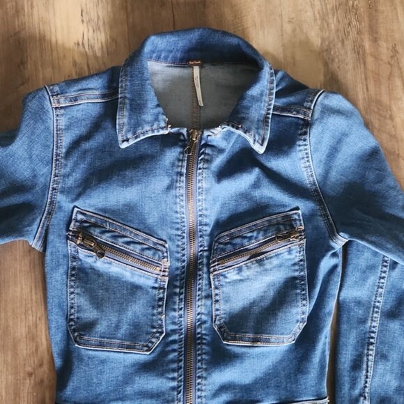 Free People Lennox Zip-Front Denim Jumpsuit XS Excellent Condition - Picture 6 of 16